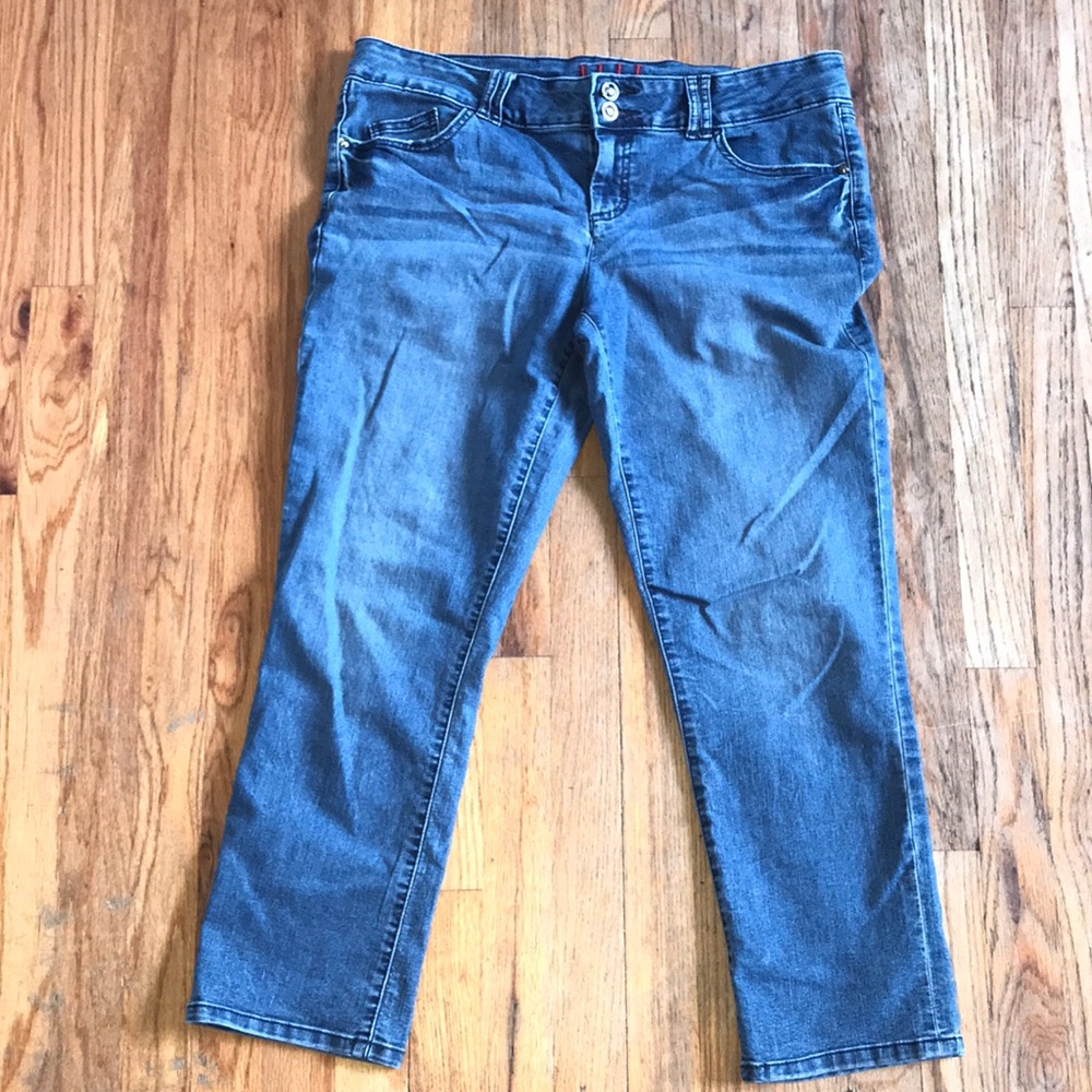 Elle Blue Women's Jeans